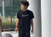 谢霆锋父子偶遇同框